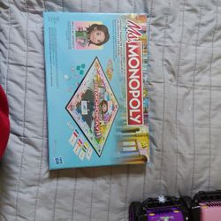 MS.MOMOPOLY