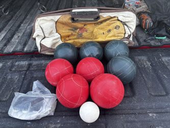 Vintage Bocce Ball Set