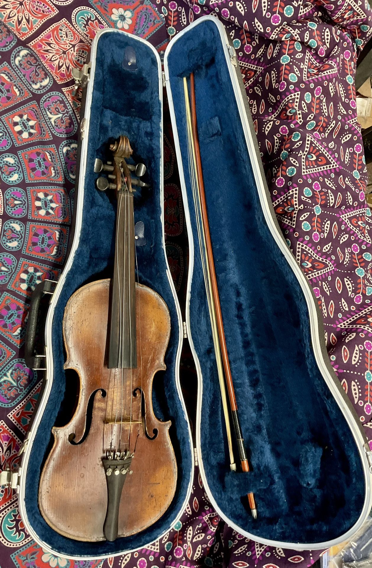 Antonius-Stradivarius (Copy) Offenbach Full Size Large Violin w/ Bow in Hardshell Case