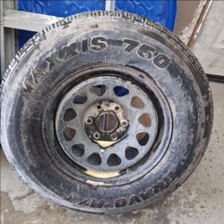 Brand new tire 265/70/R17