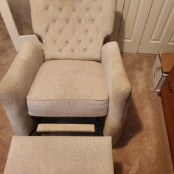 Free Reclining Chairs 