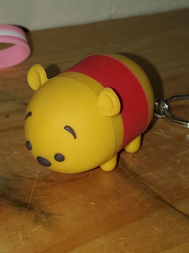 Winnie The Pooh Tsum Tsum Keychain! Excellent Condition!