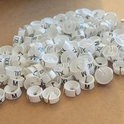 PLASTIC IDENTIFY CLOTHING SIZE ON HANGERS