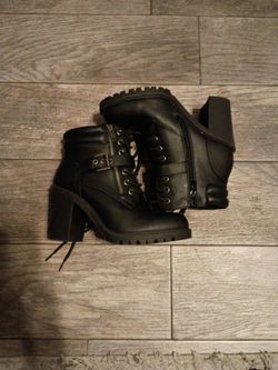 Torrid women's boots
