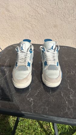 Jordan 4 military blues