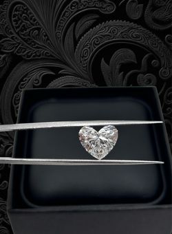 4.04 Carat Heart shape lab-Grown Certified Diamond 💎
