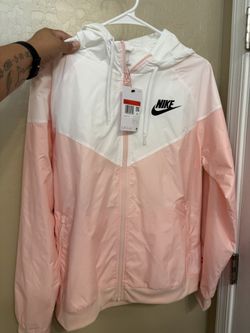 BRAND NEW WOMENS NIKE WINDBREAKER
