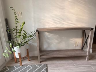 Beautiful Console table $125