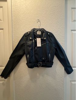 Women’s Faux Leather Jacket size 8-10 Teal color