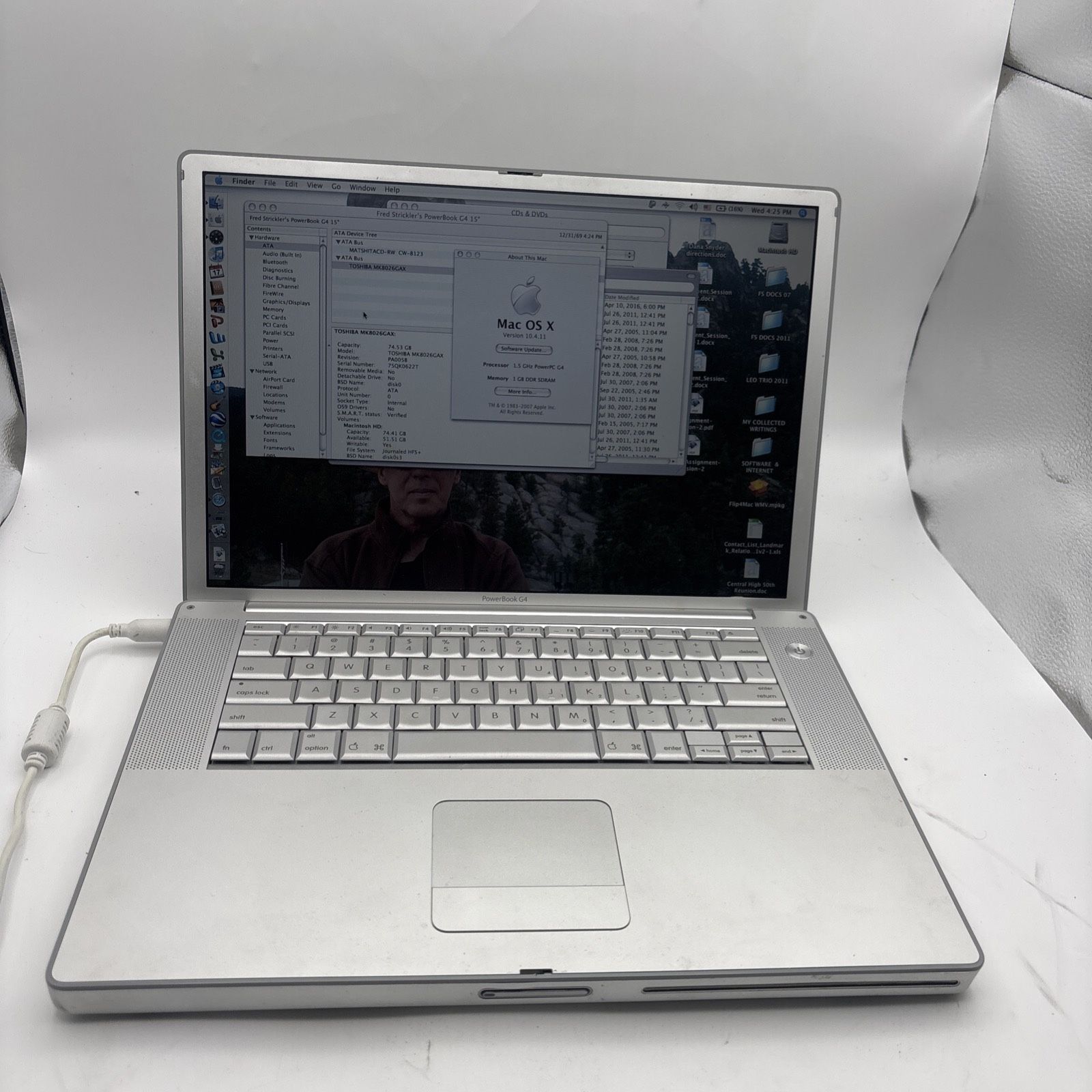 Apple PowerBook G4 A1106 15" 1.5GHz 1GB RAM 74GB HD macOS 10.4.11 Good Battery