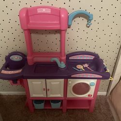 Step2 Love And Care Deluxe Nursery 