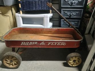 Radio Flyer Red Wagon