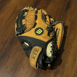 Wilson Leather Baseball Glove Like New 10.5”