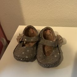 Baby girl shoes 5c