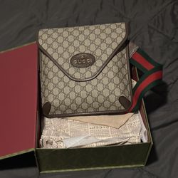 Gucci Messenger Bag