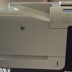 HP Laser jet 500 Color M551