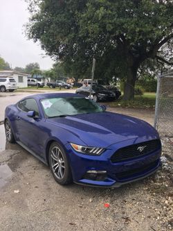 2015 FORD MUSTANG ECOBOOST.