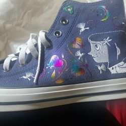 Coraline Converse Size 10W. 8M.