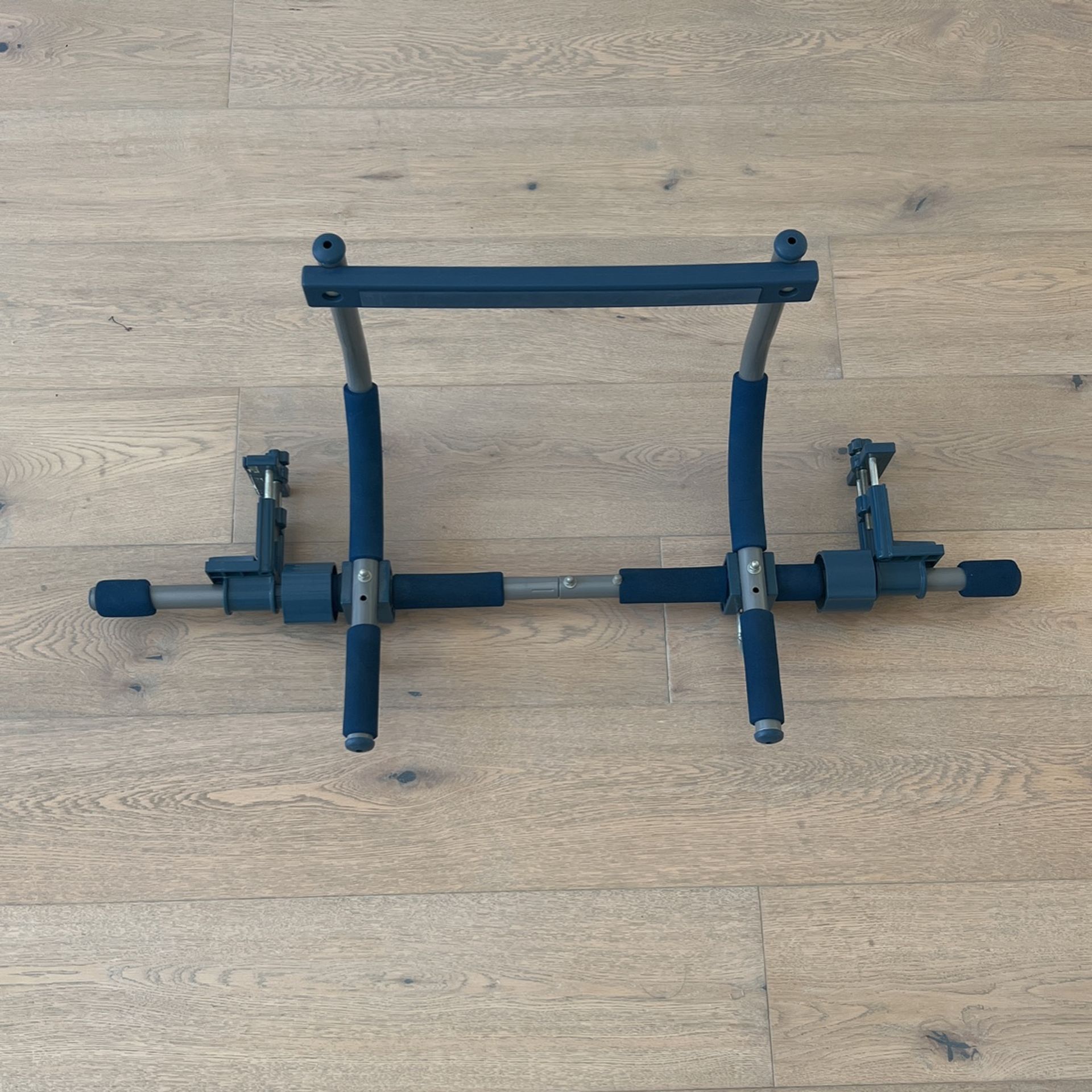Indoor Doorway Kids Pull-bar