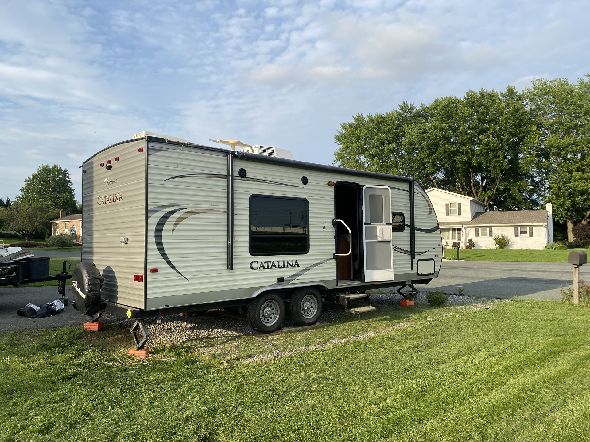 2016 Coachmen Catalina