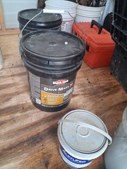 Driveway sealer