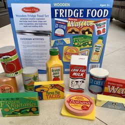 Melissa & Doug Wooden Fridge Food Set