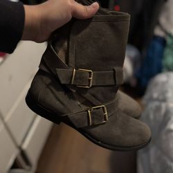 Burberry Women Boots