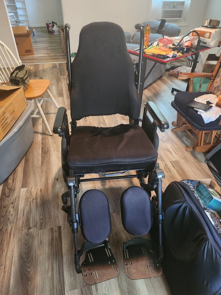 Iris Tilt Wheel Chair w/ Jay J3 back and seat.