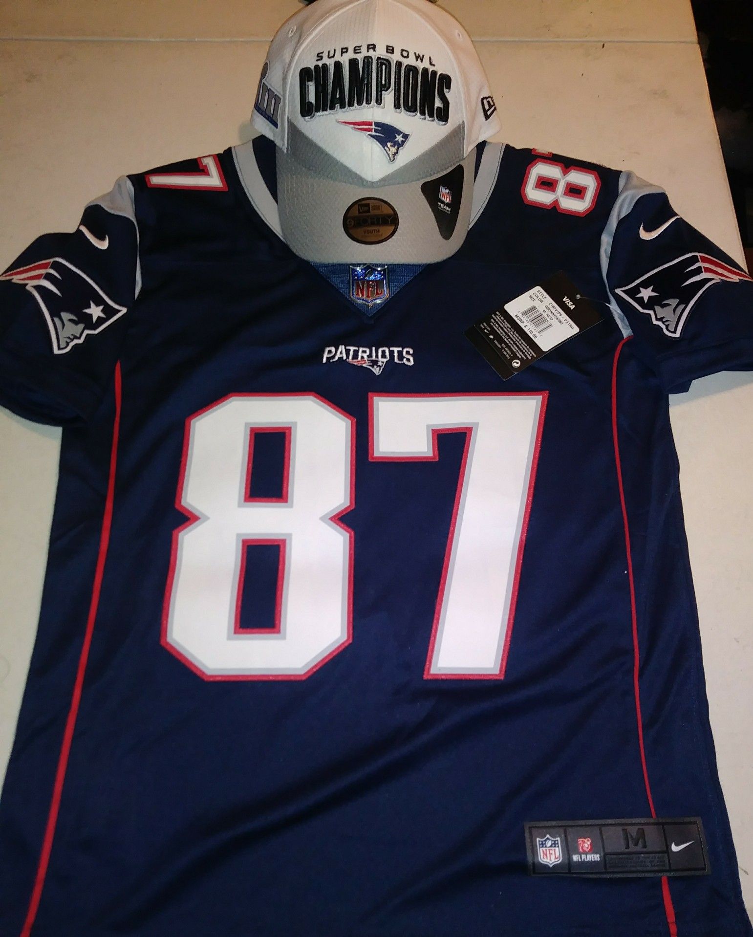 Gronk jersey youth w/ hat