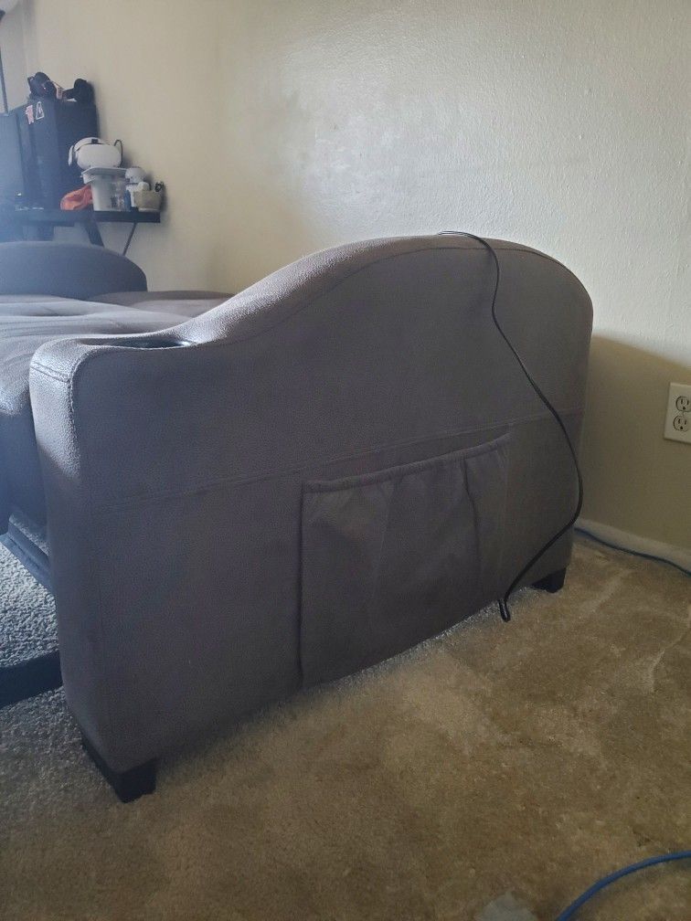 Futon couch 