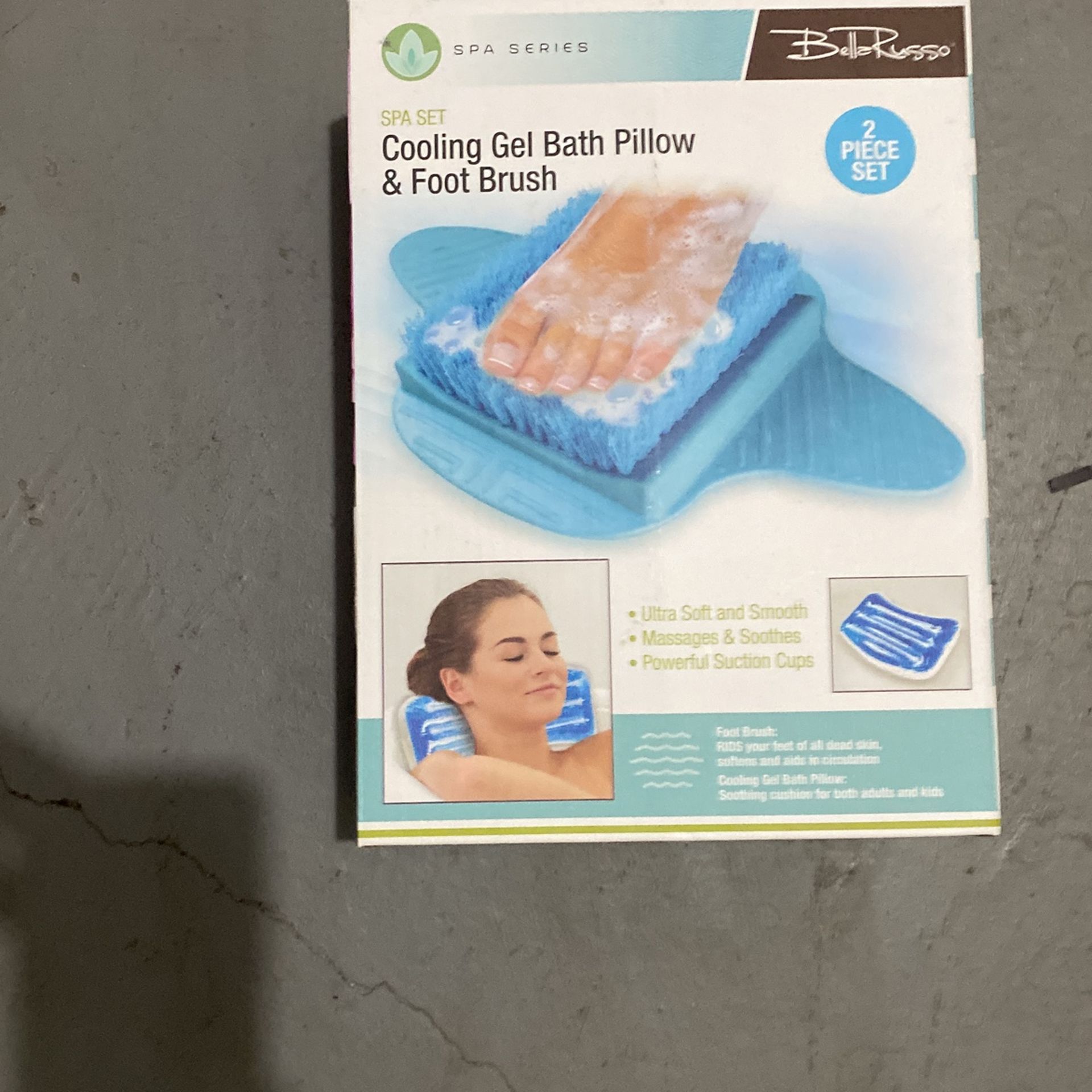Cooling pillow And Brush