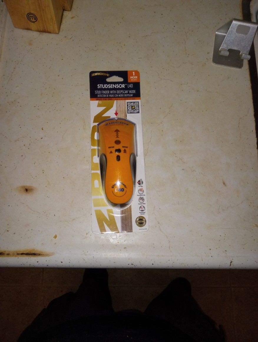 Stud Finder