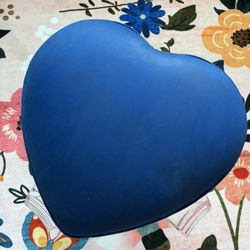 Heart-Shaped Blue Velvet Vanity Stool – Lucite Bow Legs