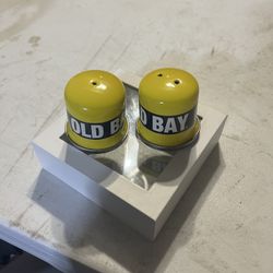 Old Bay S&P Shakers 