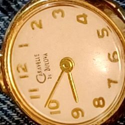 Vintage Carvelle Watch