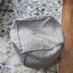 Poof Seat Or Leg Rest