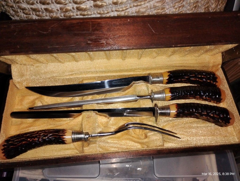 ATQ Carving Set