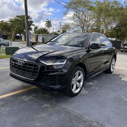 2019 AUDI Q8 