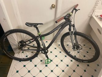 SPECIALIZED rockhopper COMP  (custom build)
