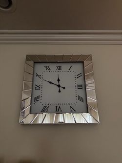Beautiful  o’clock glasses havey size 24+24