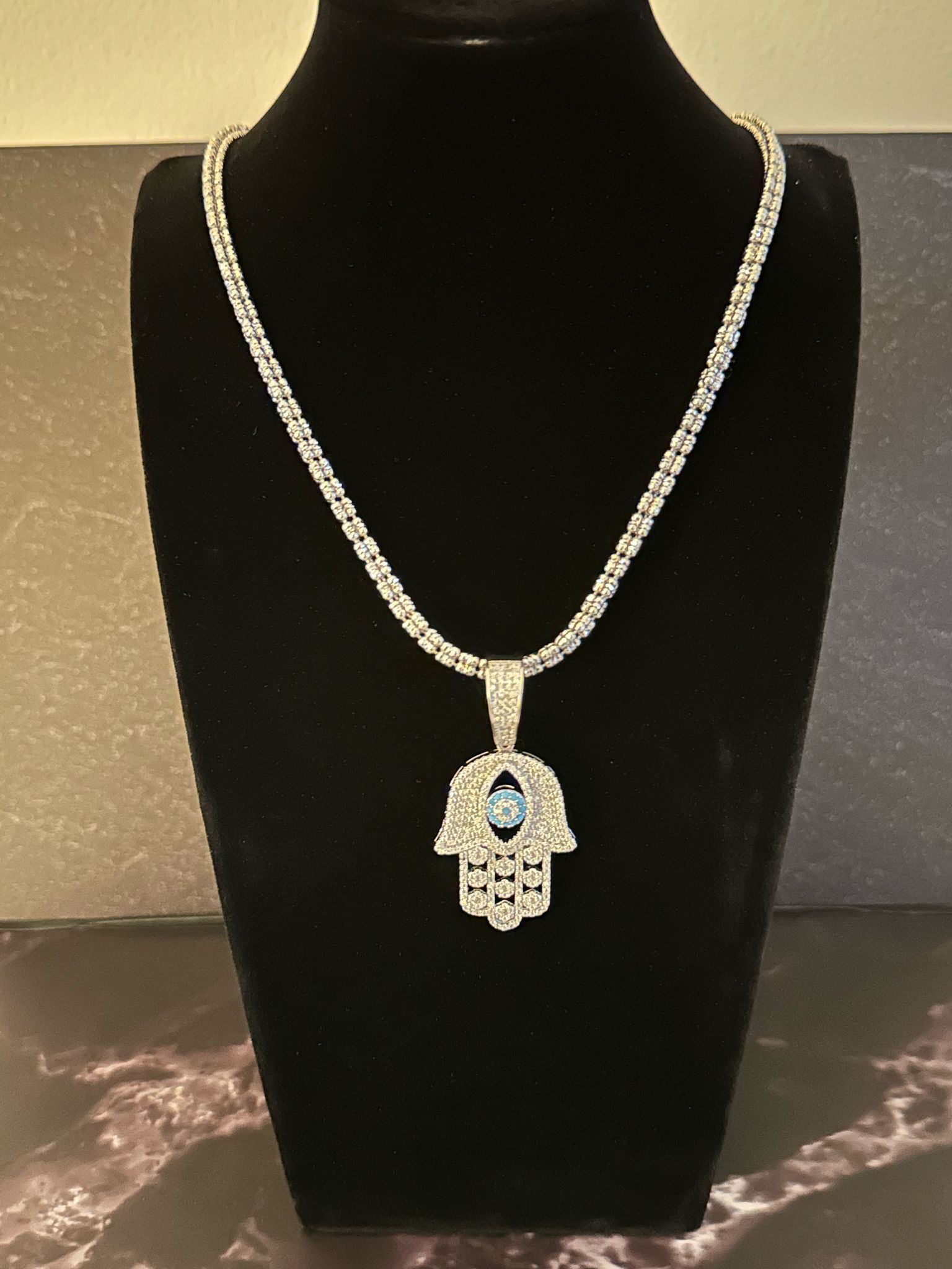 Ice Necklace With Pendant