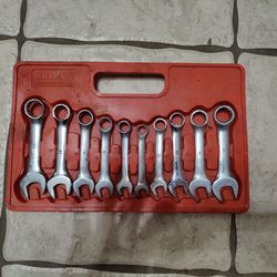 Metric stubby wrenches