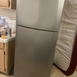 Refrigerador/ Refrigerator