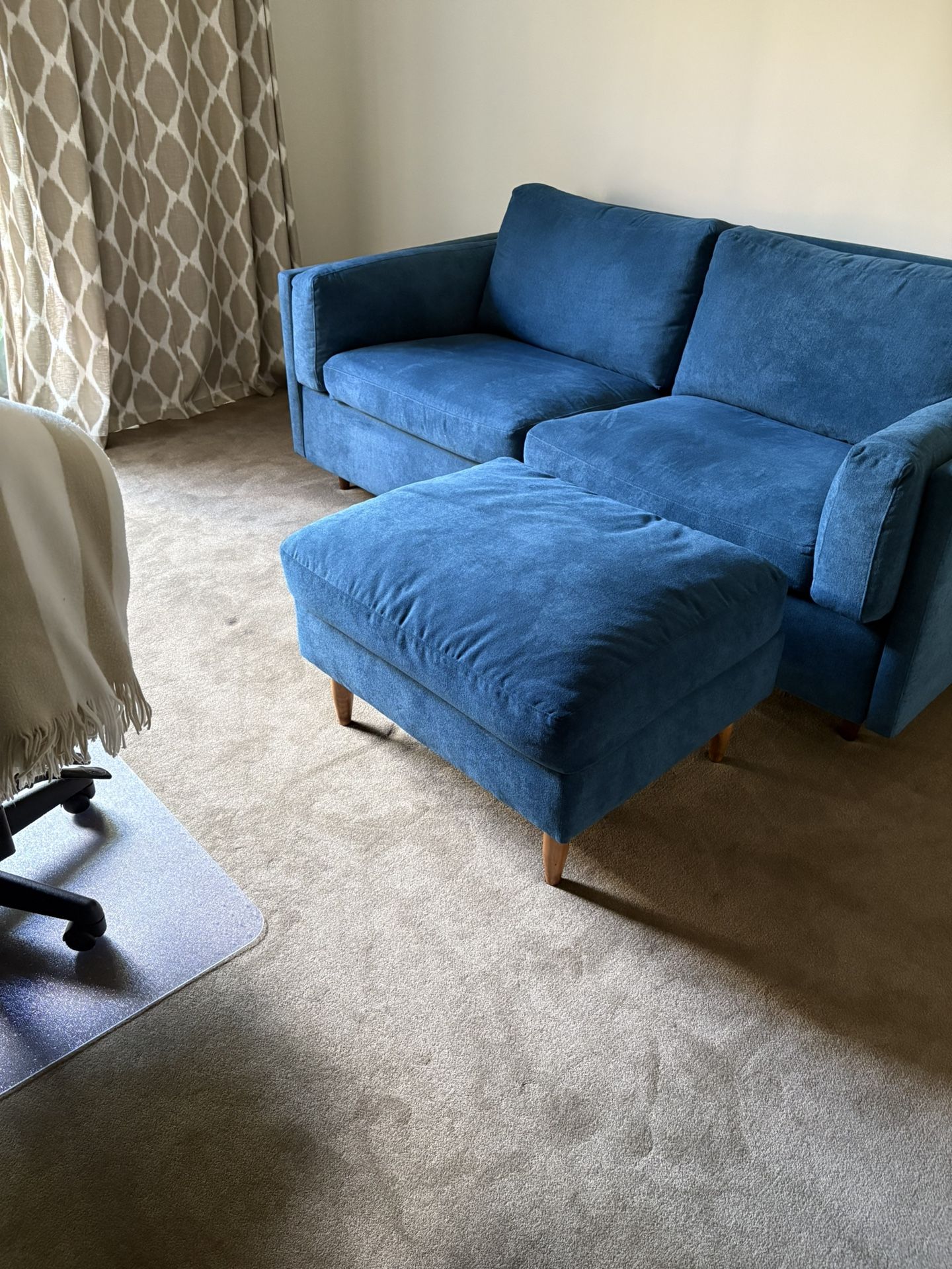 🔥 Must Sell — Priced to Move! 🔥 BenchMade Modern Skinny Fat Queen Sleeper Sofa + Ottoman