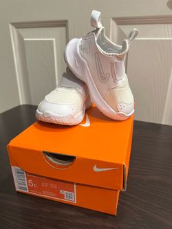Toddler Nike Shoes, Size 5C