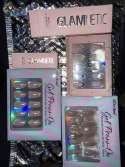 Glamnetic Nails 
