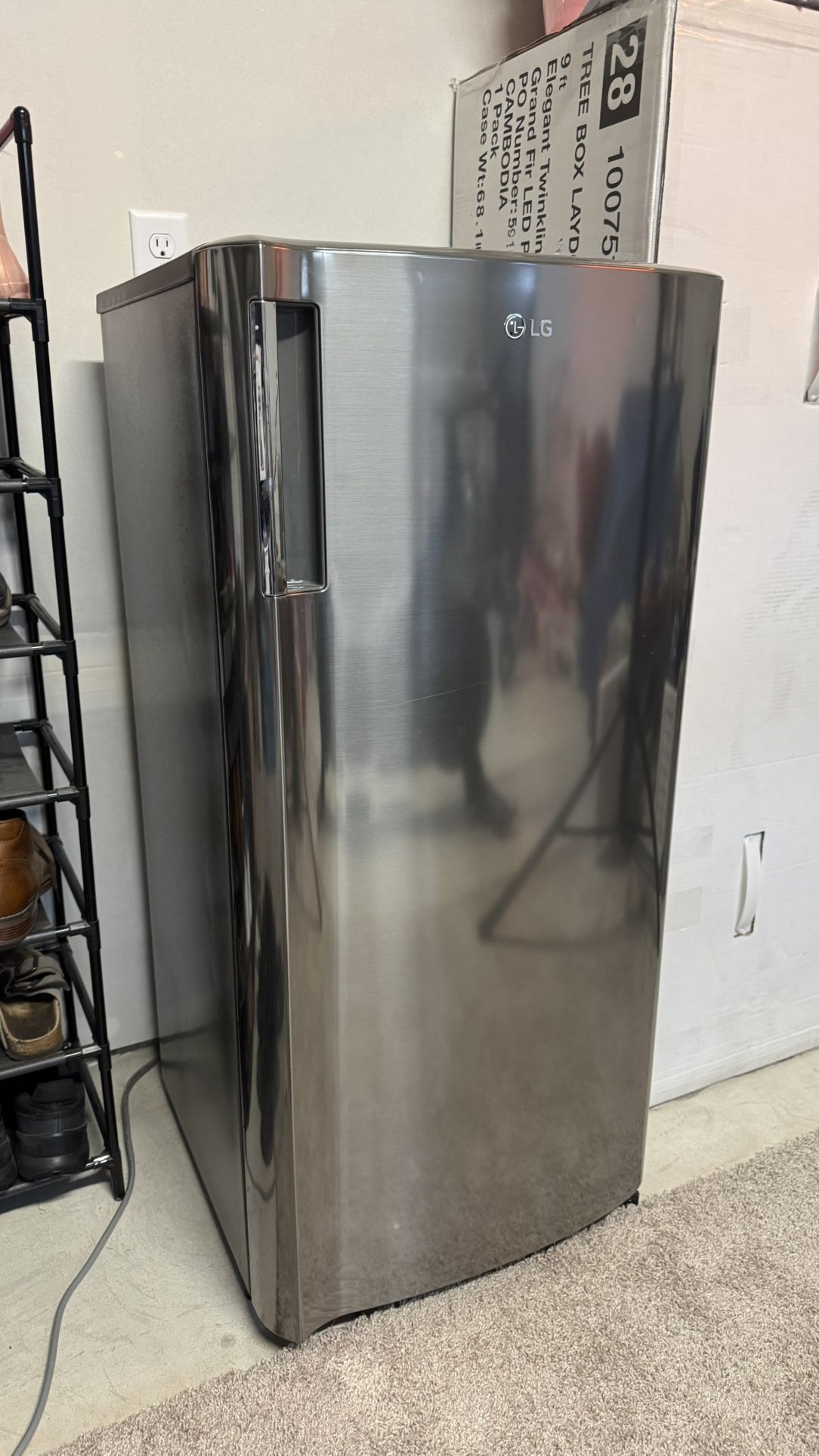 LG 5.79 Cu. Feet Mini Fridge And Freezer