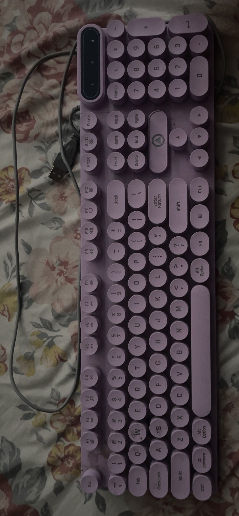 Keyboard/ Teclado