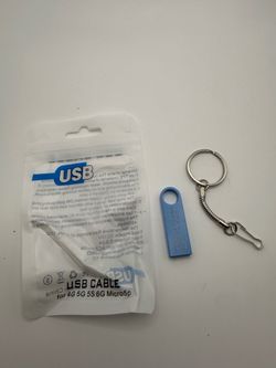 32GB USB Flash Drive