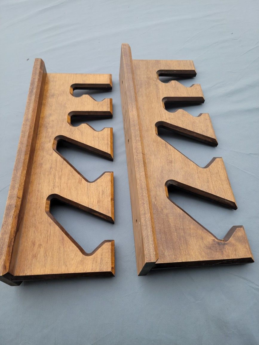 FISHING  ROD  WALL STORAGE